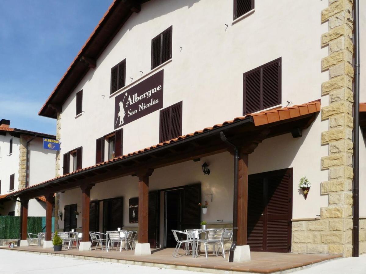 Albergue San Nicolas Larrasoana Екстериор снимка