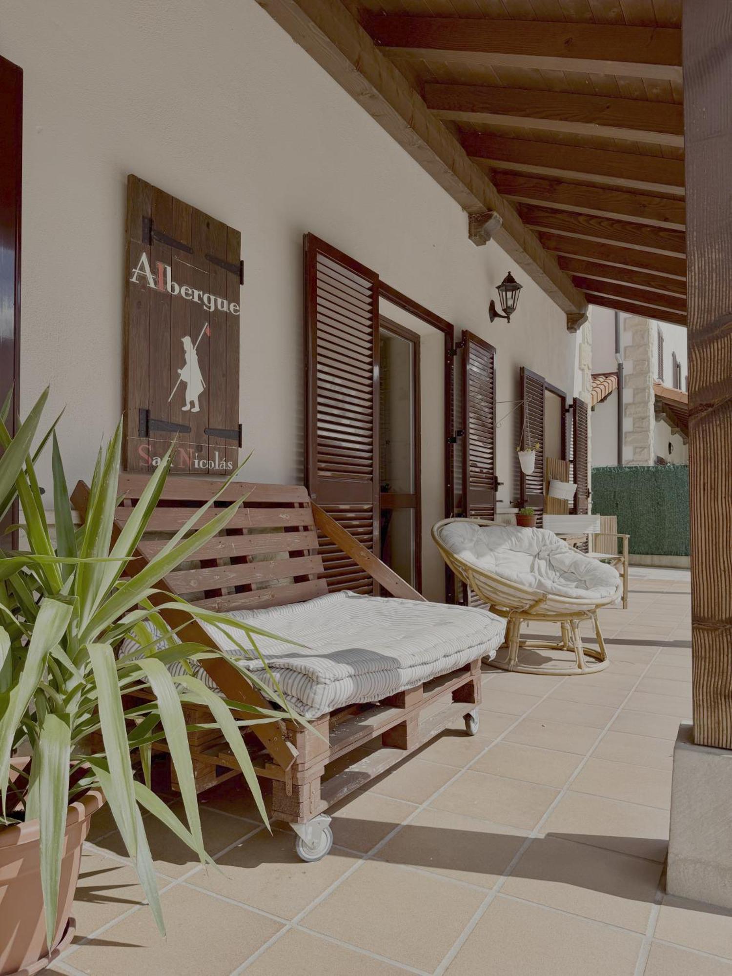Albergue San Nicolas Larrasoana Екстериор снимка